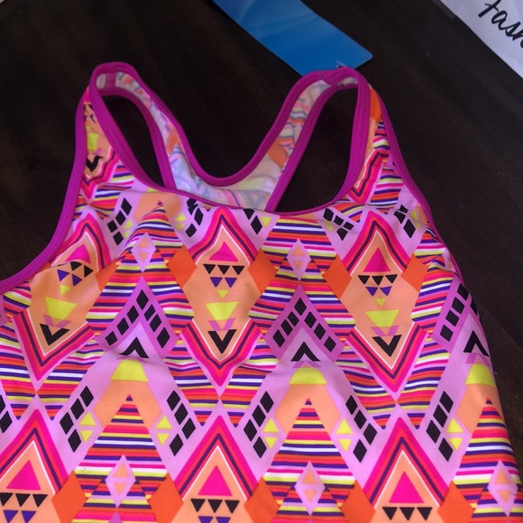 Speedo Girls - Picture 9 of 9